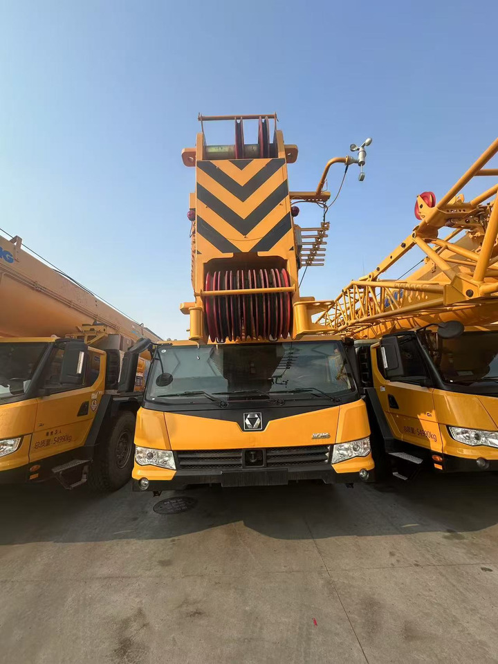 XCMG Official Used Mobile Hydraulic Truck Cranes XCA180L8C All Terrain Cranes Price - Всюдихідний кран: фото 2 XCMG Official Used Mobile Hydraulic Truck Cranes XCA180L8C All Terrain Cranes Price - Всюдихідний кран: фото 2