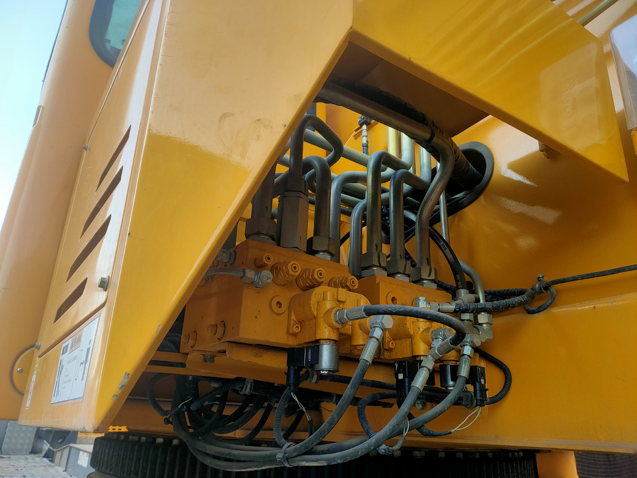 XCMG Official Used Mobile Truck Crane QY80K5D 85 Ton Mobile Hydraulic Crane Price - Автокран: фото 5 XCMG Official Used Mobile Truck Crane QY80K5D 85 Ton Mobile Hydraulic Crane Price - Автокран: фото 5