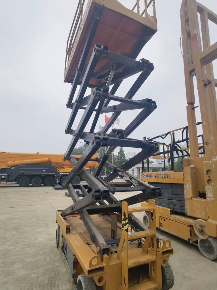 XCMG Official Used Self Propelled Lift GTJZ1012 10m Scissors Lift Platform Price List - Ножичний підйомник: фото 5 XCMG Official Used Self Propelled Lift GTJZ1012 10m Scissors Lift Platform Price List - Ножичний підйомник: фото 5