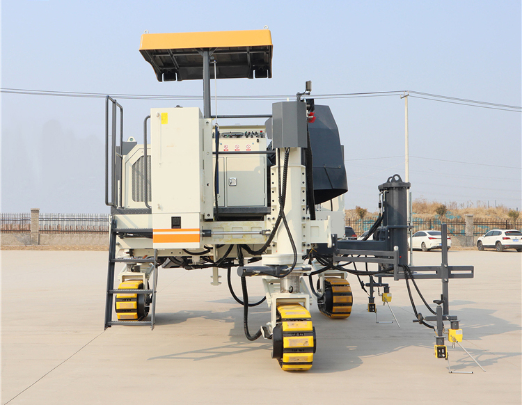 XCMG Official XGNC1800 Road Slipform Paver Concrete Curb Paver Machine - Бетоноукладач: фото 5 XCMG Official XGNC1800 Road Slipform Paver Concrete Curb Paver Machine - Бетоноукладач: фото 5