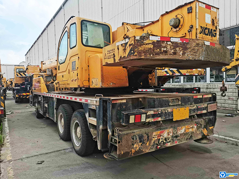 XCMG QY25K-II 25ton 2014 used second hand pickup crane for sale - Автокран: фото 2 XCMG QY25K-II 25ton 2014 used second hand pickup crane for sale - Автокран: фото 2