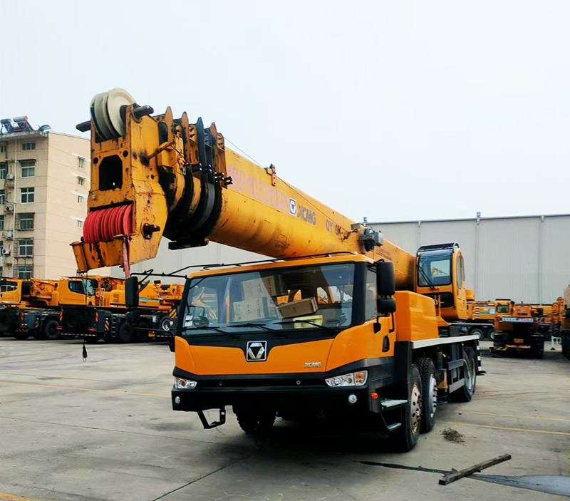 XCMG QY70K-I 70ton lifting machine hoist truck crane price - Автокран: фото 5 XCMG QY70K-I 70ton lifting machine hoist truck crane price - Автокран: фото 5