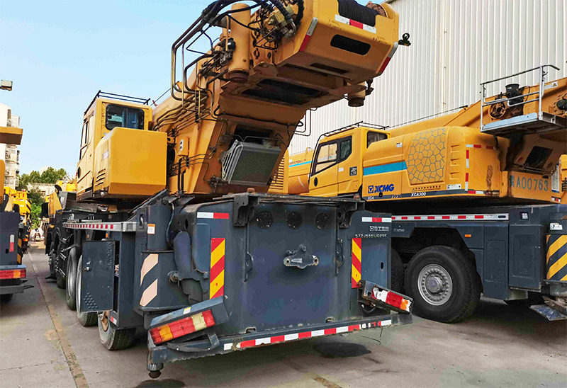 XCMG QY95K7C 90ton 95ton second hand hydraulic crane price - Автокран: фото 4 XCMG QY95K7C 90ton 95ton second hand hydraulic crane price - Автокран: фото 4