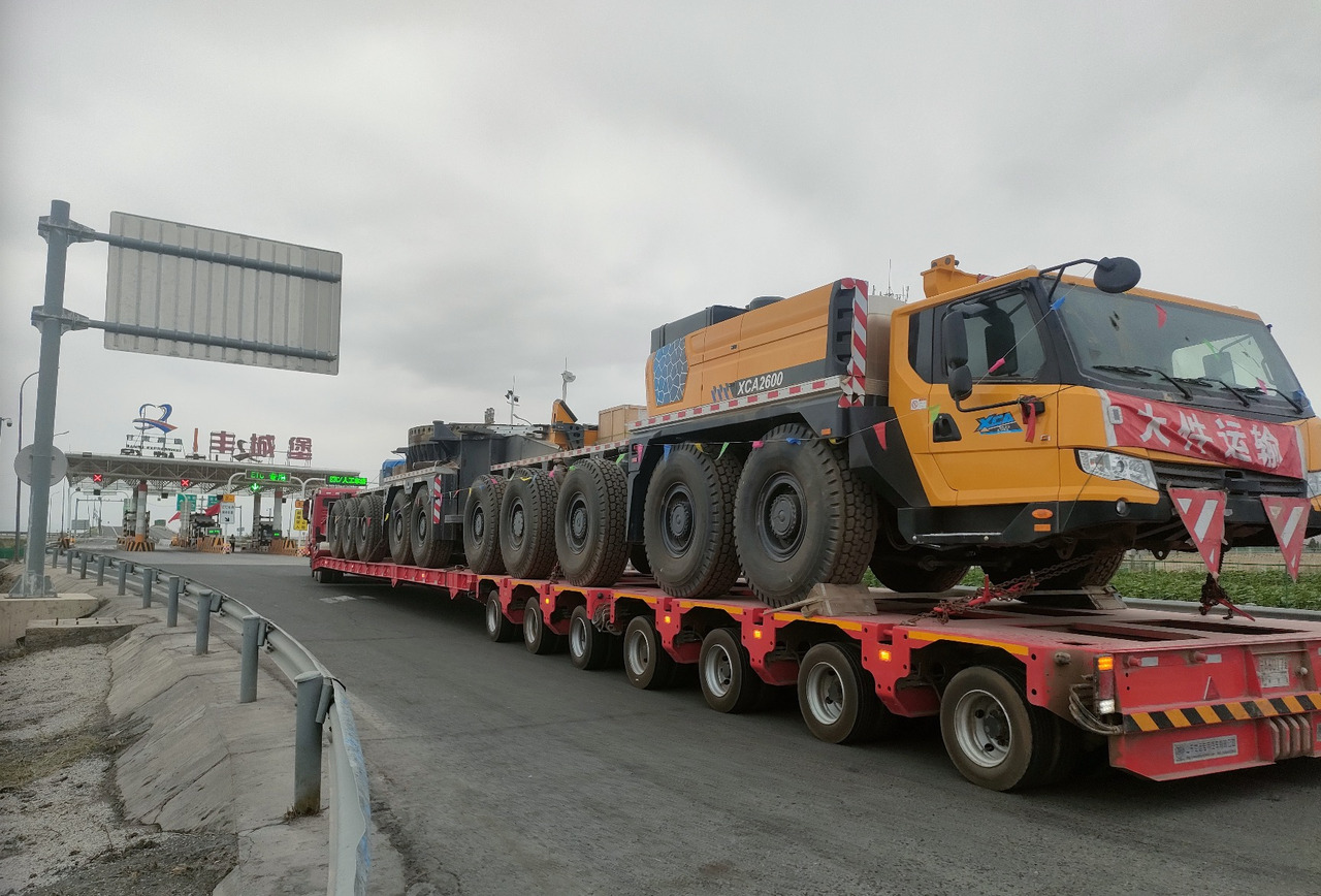 XCMG XCA2600 Used 2600 Ton Large All Terrain Truck Crane with Good Performance - Всюдихідний кран: фото 2 XCMG XCA2600 Used 2600 Ton Large All Terrain Truck Crane with Good Performance - Всюдихідний кран: фото 2