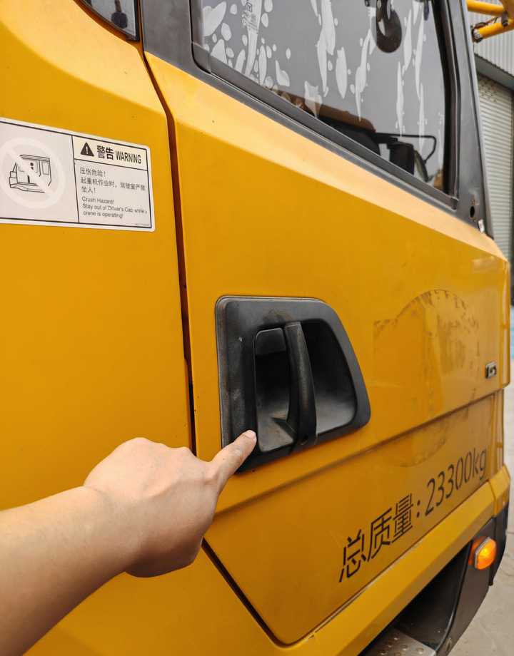 Автокран XCMG XCT16_Y 16ton mobile drive 4-Section Telescopic Crane truck: фото 7