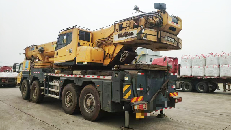 XCMG XCT80L6 80ton telescopic boom truck crane 2020 for sale - Автокран: фото 3 XCMG XCT80L6 80ton telescopic boom truck crane 2020 for sale - Автокран: фото 3