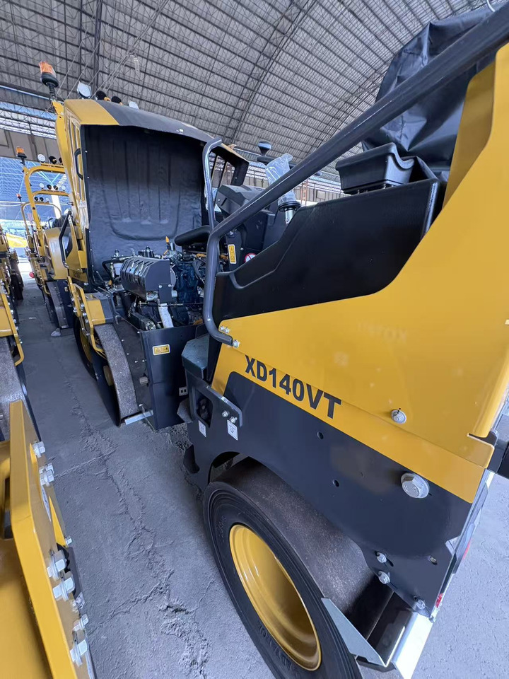 Міні коток XCMG XD140VT 4ton small Light Diesel Vibratory Road Roller: фото 11