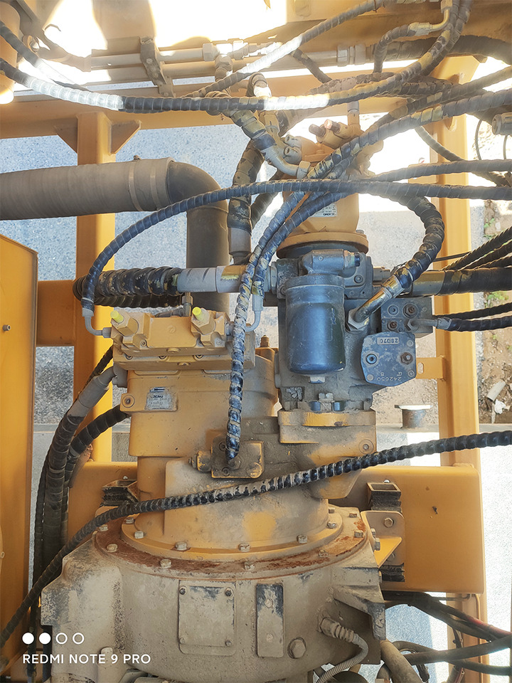 XCMG XGC200 200 tons hydraulic boom used crawler crane 2019 with good condition - Гусеничний кран: фото 2 XCMG XGC200 200 tons hydraulic boom used crawler crane 2019 with good condition - Гусеничний кран: фото 2