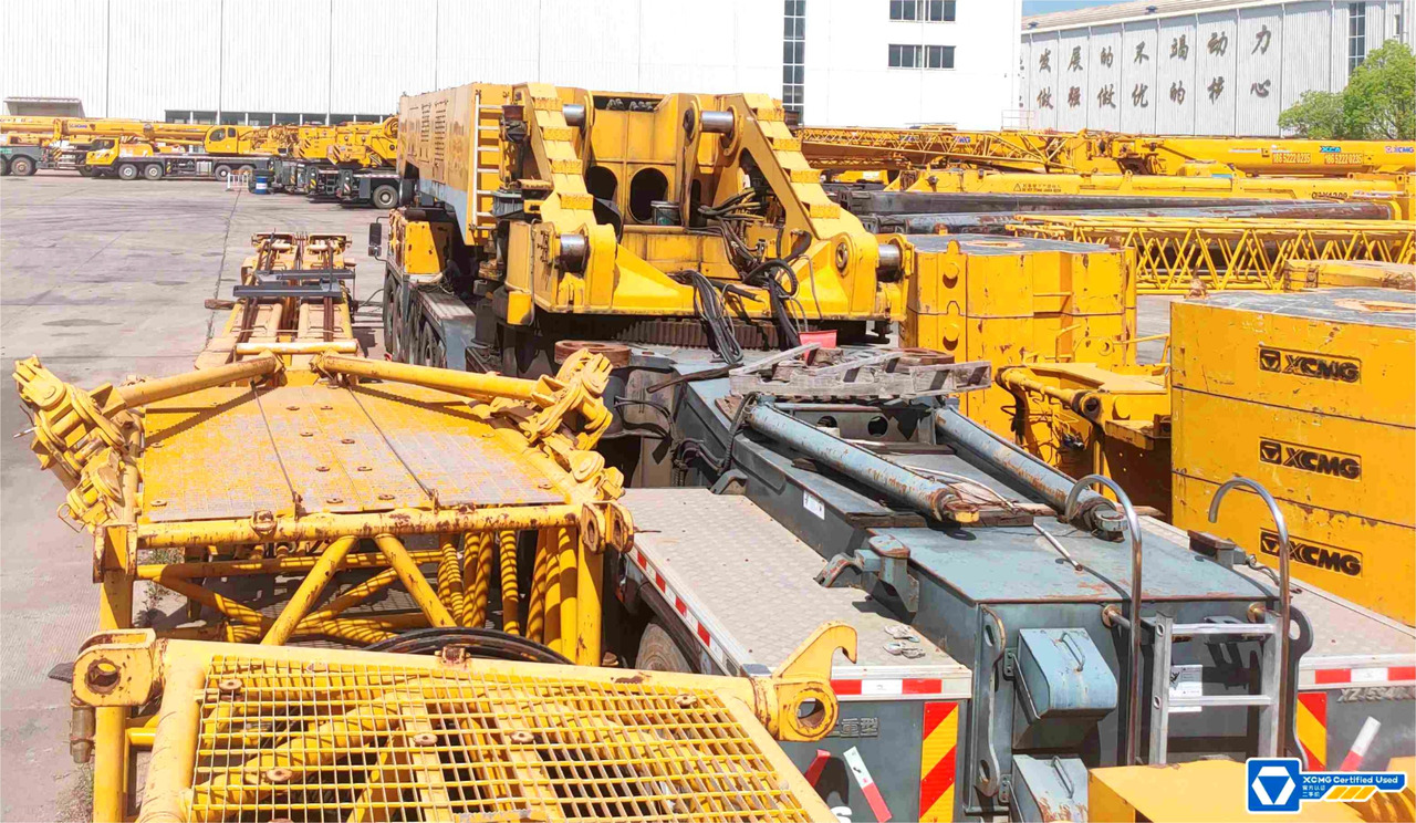 XCMG used 800ton all terrain crane heavy lifting machine price - Всюдихідний кран: фото 5 XCMG used 800ton all terrain crane heavy lifting machine price - Всюдихідний кран: фото 5