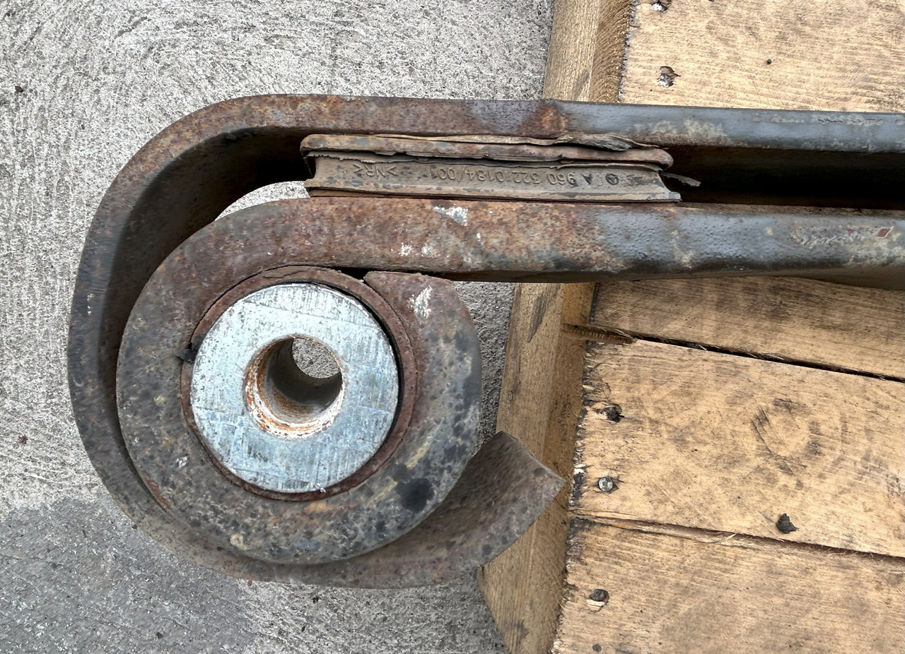 DAF 2-LEAF SPRING DAF XF 106 LIFT - Ресорна підвіска: фото 2 DAF 2-LEAF SPRING DAF XF 106 LIFT - Ресорна підвіска: фото 2