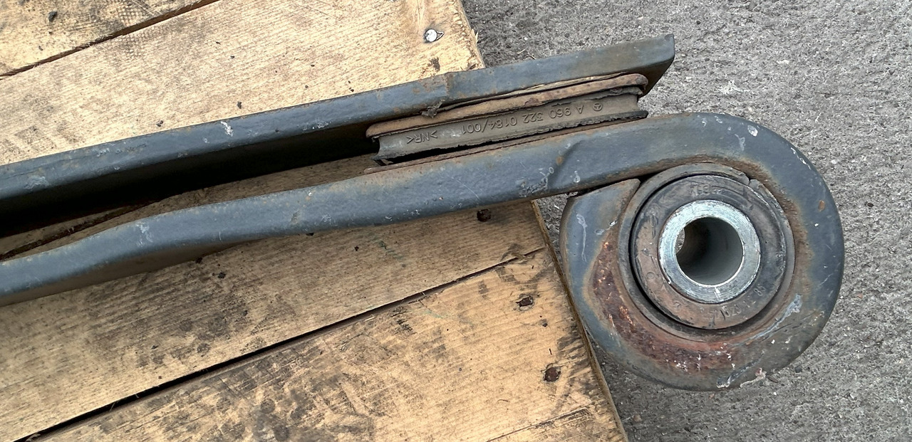 DAF 2-LEAF SPRING DAF XF 106 LIFT - Ресорна підвіска: фото 3 DAF 2-LEAF SPRING DAF XF 106 LIFT - Ресорна підвіска: фото 3