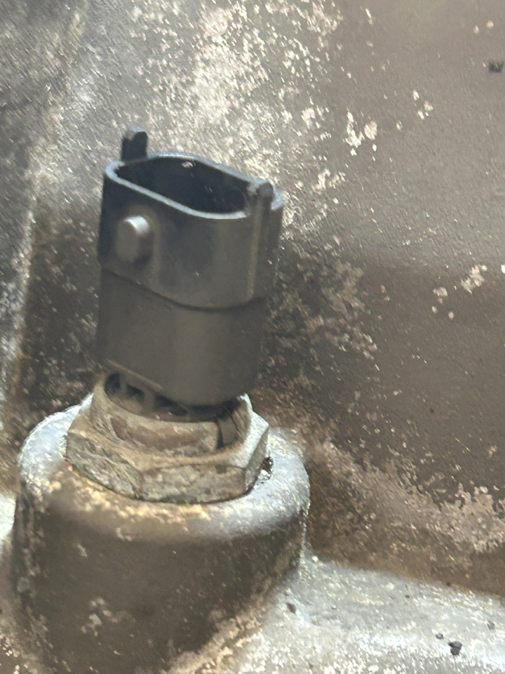 DAF OIL MODULE DAF XF - Масляної фільтр: фото 3 DAF OIL MODULE DAF XF - Масляної фільтр: фото 3