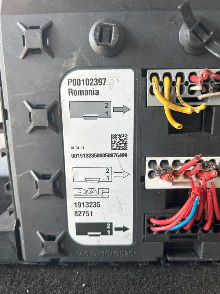 DAF XF 106 FUSE BOX - Запобіжник: фото 3 DAF XF 106 FUSE BOX - Запобіжник: фото 3