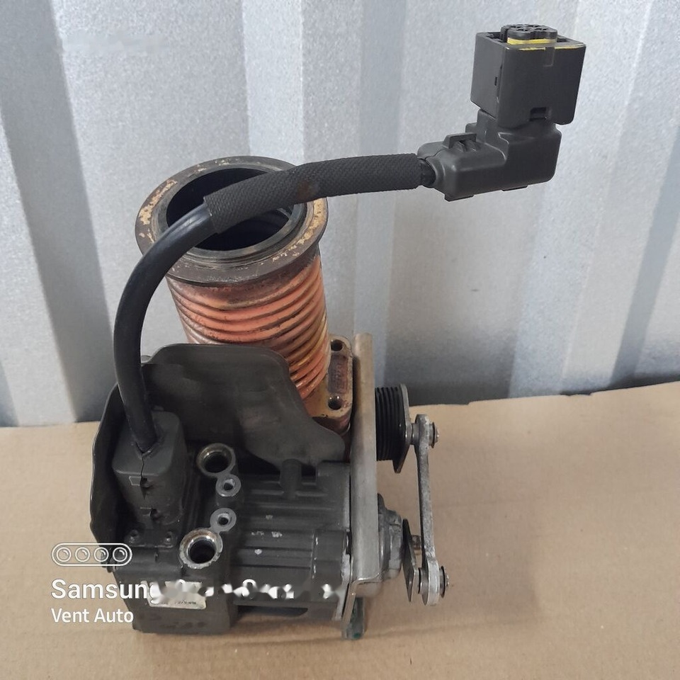 DAF XF 106 LIFT 2162360 EGR DAF XF 106 LIFT 2162360 truck - Двигун та запчастини в категорії Вантажівки: фото 2 DAF XF 106 LIFT 2162360 EGR DAF XF 106 LIFT 2162360 truck - Двигун та запчастини в категорії Вантажівки: фото 2