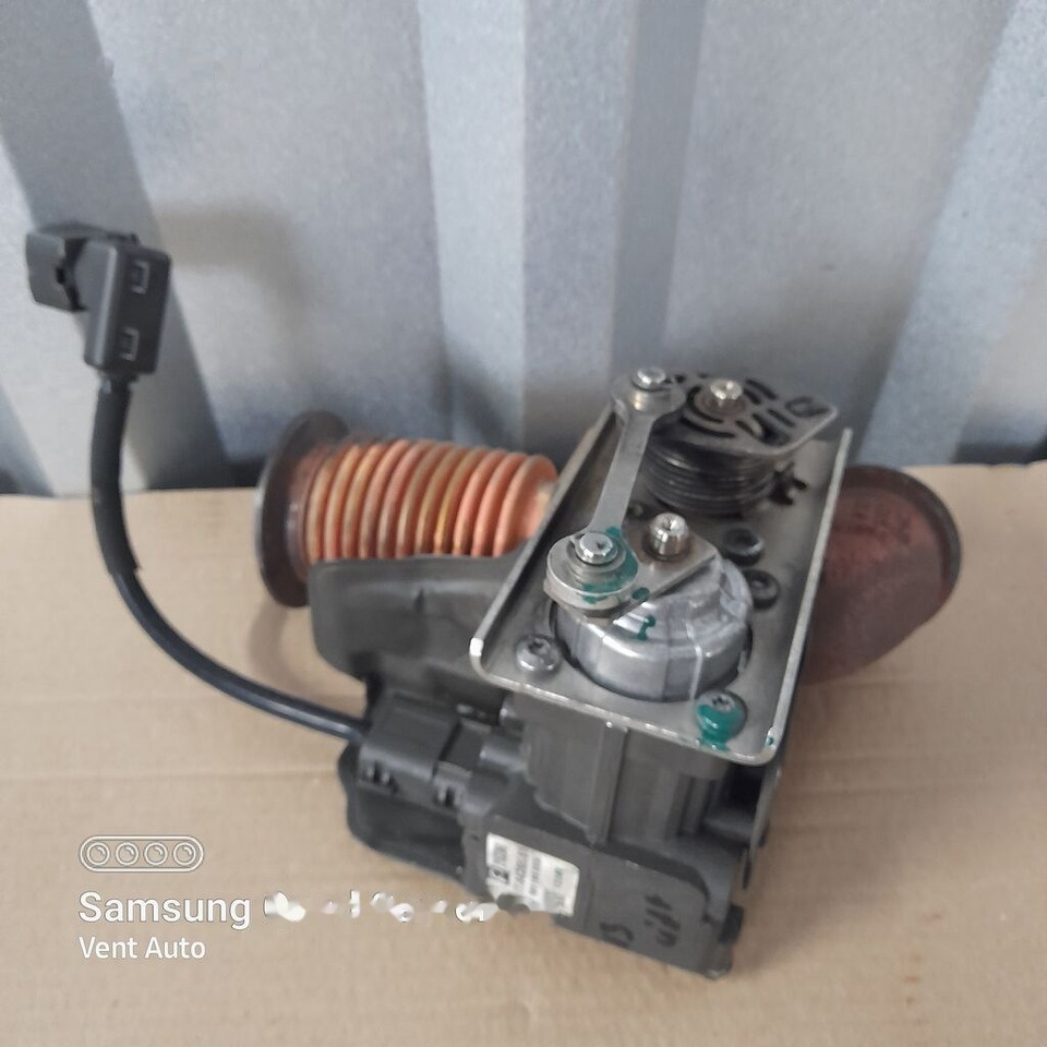 DAF XF 106 LIFT 2162360 EGR DAF XF 106 LIFT 2162360 truck - Двигун та запчастини в категорії Вантажівки: фото 3 DAF XF 106 LIFT 2162360 EGR DAF XF 106 LIFT 2162360 truck - Двигун та запчастини в категорії Вантажівки: фото 3