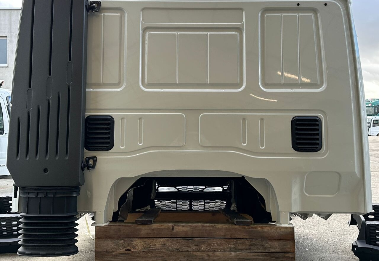 IVECO S-WAY truck - Кабіна в категорії Вантажівки: фото 2 IVECO S-WAY truck - Кабіна в категорії Вантажівки: фото 2
