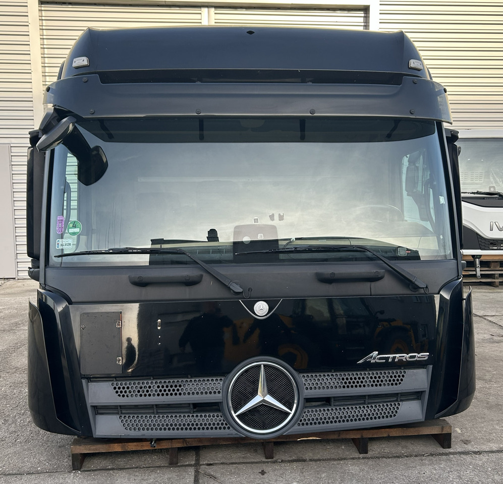 MERCEDES ACTROS MP4 L BigSpace, 2.50 m - Кабіна в категорії Вантажівки: фото 3 MERCEDES ACTROS MP4 L BigSpace, 2.50 m - Кабіна в категорії Вантажівки: фото 3