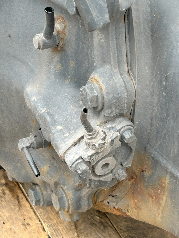 Задня вісь в категорії Вантажівки MERCEDES ACTROS MP4 R440-13 2,411: фото 12 Задня вісь в категорії Вантажівки MERCEDES ACTROS MP4 R440-13 2,411: фото 12