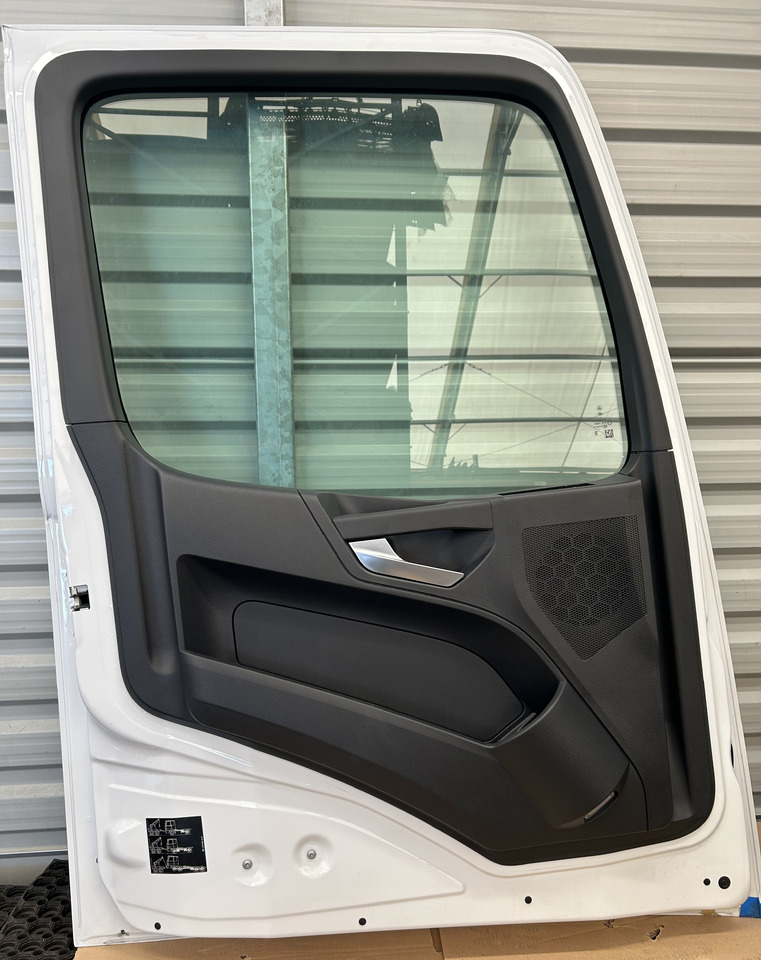 MERCEDES DOOR LEFT narrow cab M-CLASSIC SPACE ACTROS AROCS MP4 MP5 BRAND NEW - Двері та запчастини: фото 2 MERCEDES DOOR LEFT narrow cab M-CLASSIC SPACE ACTROS AROCS MP4 MP5 BRAND NEW - Двері та запчастини: фото 2