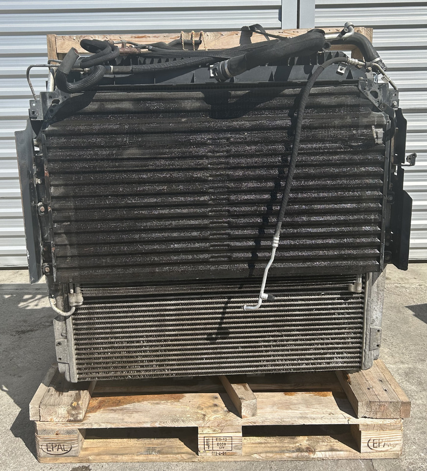 Mercedes ACTROS MP4 COOLERS SET - Холодильна установка: фото 1 Mercedes ACTROS MP4 COOLERS SET - Холодильна установка: фото 1