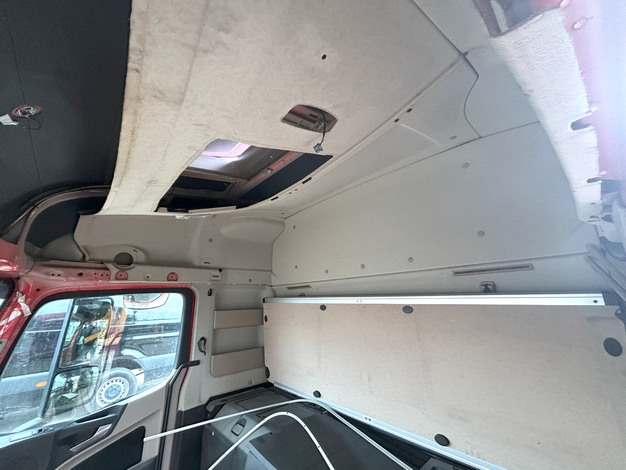 Кабіна Mercedes Actros MP4 L StreamSpace 2,50: фото 11 Кабіна Mercedes Actros MP4 L StreamSpace 2,50: фото 11