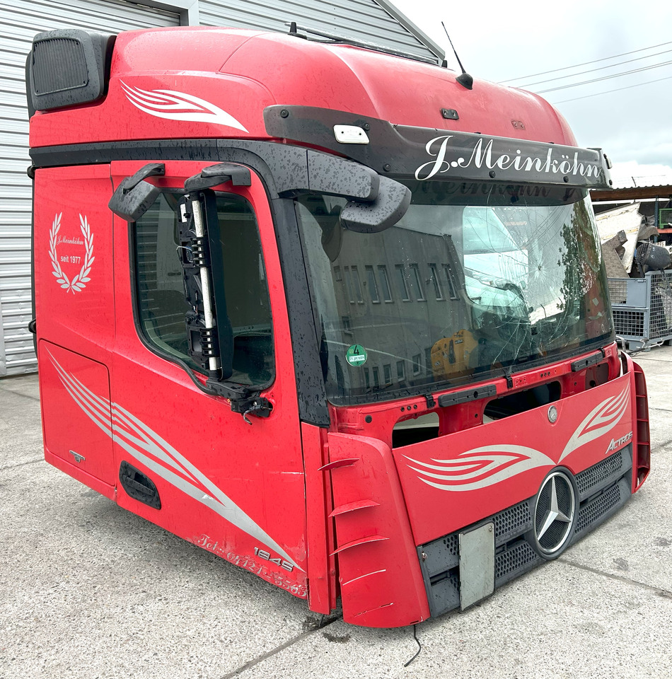 Mercedes Actros MP4 L StreamSpace 2,50 - Кабіна: фото 1 Mercedes Actros MP4 L StreamSpace 2,50 - Кабіна: фото 1