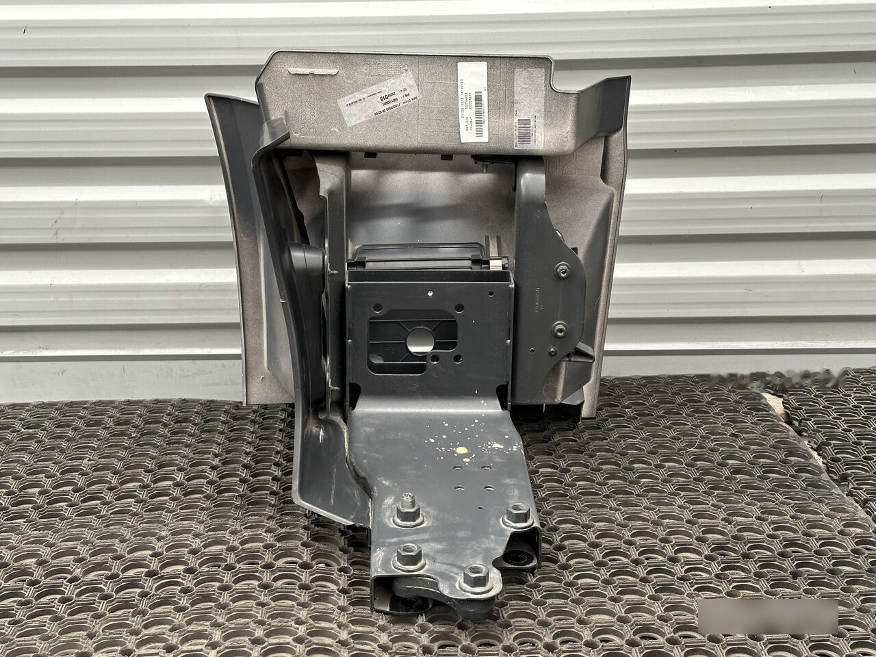 Mercedes-Benz ACTROS MP4 A9606662903 Mercedes-Benz A9606662903 - Підніжка в категорії Вантажівки: фото 2 Mercedes-Benz ACTROS MP4 A9606662903 Mercedes-Benz A9606662903 - Підніжка в категорії Вантажівки: фото 2