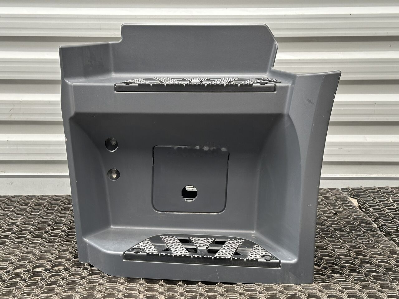 Mercedes-Benz ACTROS MP4 A9606662903 Mercedes-Benz A9606662903 - Підніжка в категорії Вантажівки: фото 1 Mercedes-Benz ACTROS MP4 A9606662903 Mercedes-Benz A9606662903 - Підніжка в категорії Вантажівки: фото 1