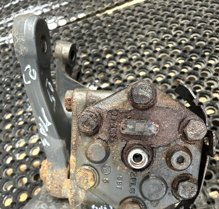 Mercedes-Benz ACTROS MP4 truck - Рульове управління в категорії Вантажівки: фото 3 Mercedes-Benz ACTROS MP4 truck - Рульове управління в категорії Вантажівки: фото 3