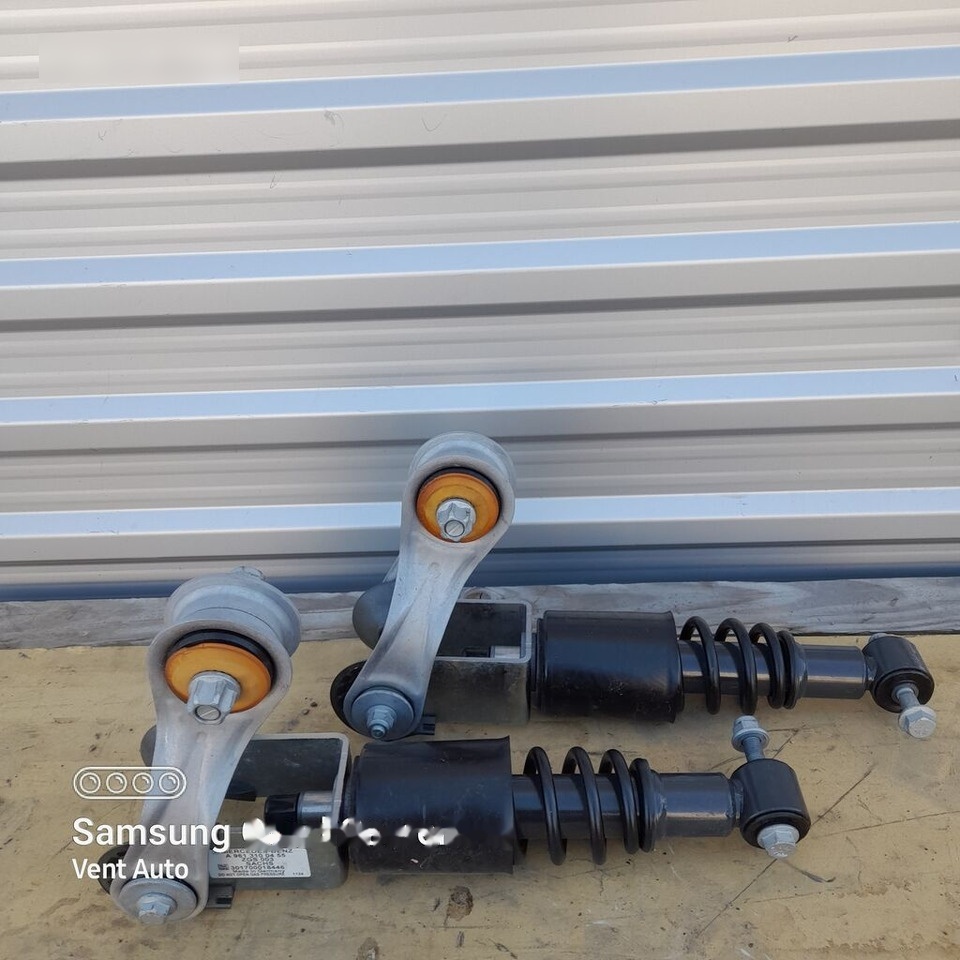 Mercedes-Benz ACTROS MP5 A9613100455 / A9613105255 / A9623101955 Mercedes-Benz A9613100455 / A9613105255 / A9623101955 - Амортизатори в категорії Вантажівки: фото 4 Mercedes-Benz ACTROS MP5 A9613100455 / A9613105255 / A9623101955 Mercedes-Benz A9613100455 / A9613105255 / A9623101955 - Амортизатори в категорії Вантажівки: фото 4
