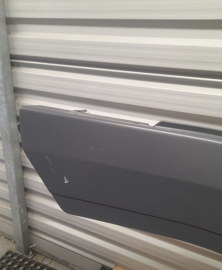 Mercedes-Benz ATEGO A9676660401 - Підніжка в категорії Вантажівки: фото 1 Mercedes-Benz ATEGO A9676660401 - Підніжка в категорії Вантажівки: фото 1