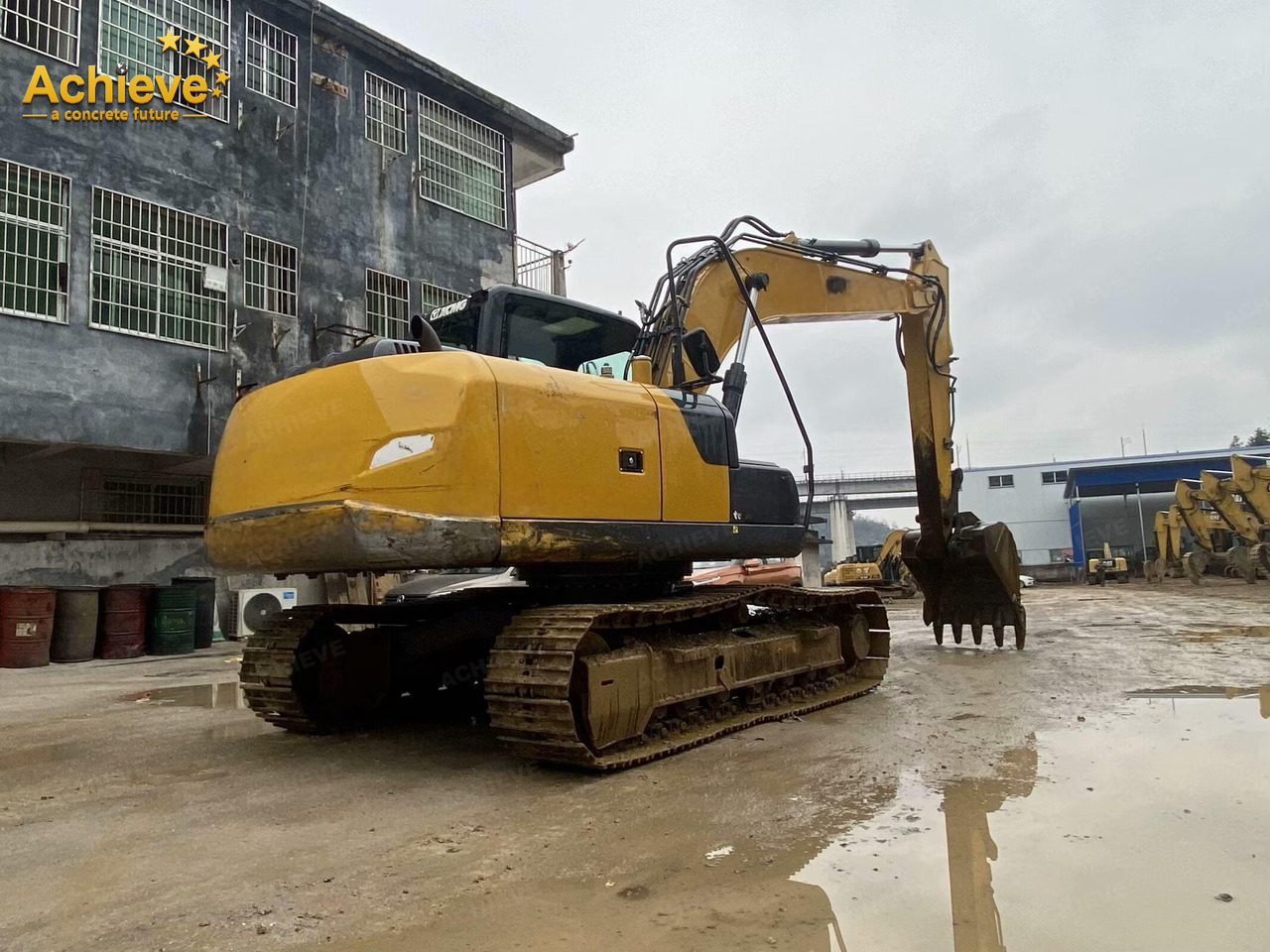 XCMG XE135D 0.32-0.61(0.52) m³ 86/2200 kw/rpm QSF3.8 260 L 99.1 kN 【ACHIEVE】 TOP CONDITION!!! - Гусеничний екскаватор: фото 4 XCMG XE135D 0.32-0.61(0.52) m³ 86/2200 kw/rpm QSF3.8 260 L 99.1 kN 【ACHIEVE】 TOP CONDITION!!! - Гусеничний екскаватор: фото 4