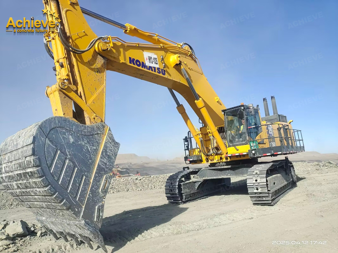 Komatsu 【ACHIEVE】TOP CONDITION!!! PC1250-11R 2024 3181h Horsepower (HP) 758 HP @ 1,800 rpm Operating weight (lbs) 269,300 - 272,600 Bucket Capacity (yd3) 5.3-9.5 - Гусеничний екскаватор: фото 2 Komatsu 【ACHIEVE】TOP CONDITION!!! PC1250-11R 2024 3181h Horsepower (HP) 758 HP @ 1,800 rpm Operating weight (lbs) 269,300 - 272,600 Bucket Capacity (yd3) 5.3-9.5 - Гусеничний екскаватор: фото 2