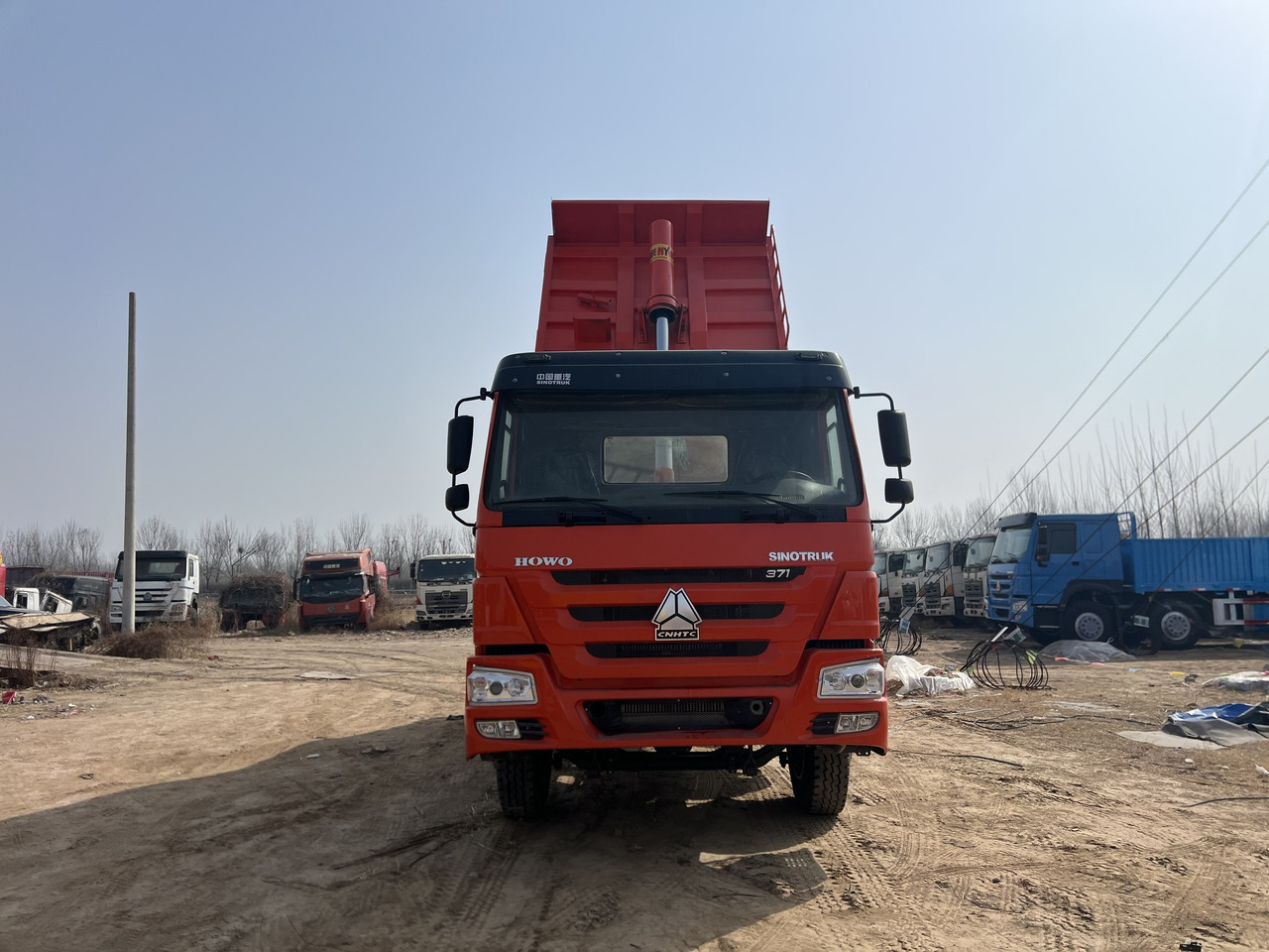 Howo Dumper Truck Secondhand 10-wheeler HOWO Mining Truck - Самоскид вантажівка: фото 3 Howo Dumper Truck Secondhand 10-wheeler HOWO Mining Truck - Самоскид вантажівка: фото 3
