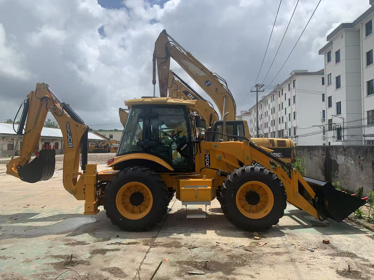 JCB 4X4 Backhoe Loader 4CX, 3CX - Екскаватор-навантажувач: фото 3 JCB 4X4 Backhoe Loader 4CX, 3CX - Екскаватор-навантажувач: фото 3
