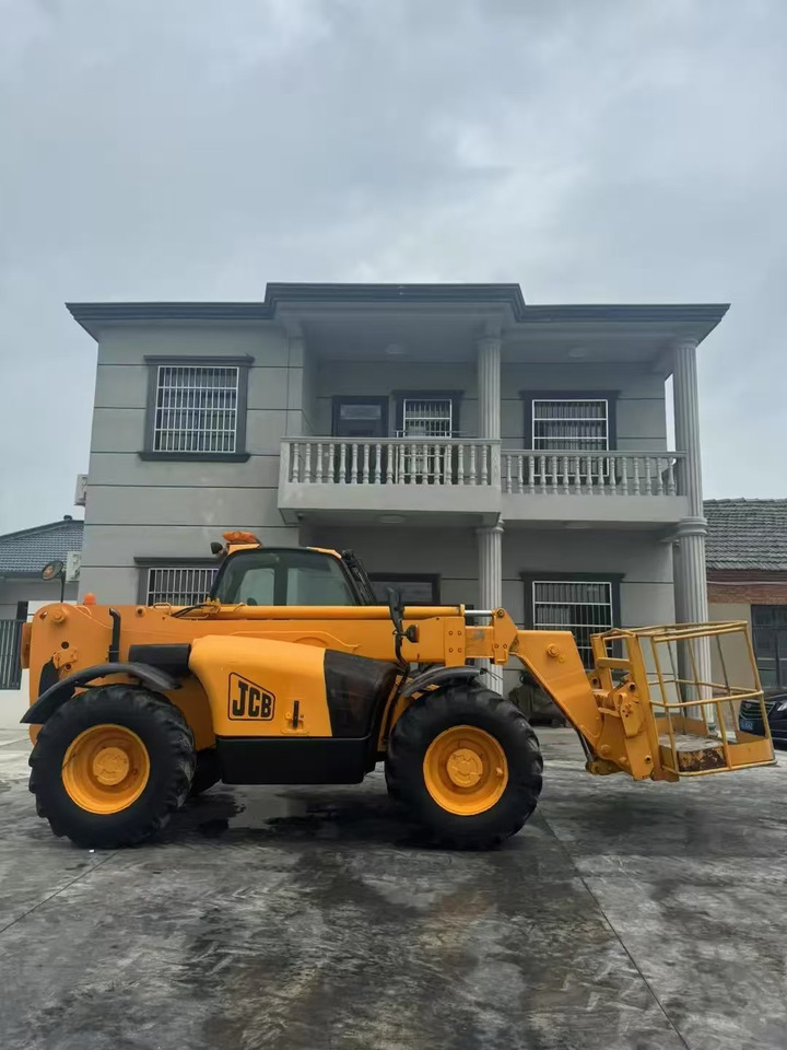 JCB 535-95 Secondhand Telehandler 3 section Telescopic Boom - Навантажувач телескопічний: фото 4 JCB 535-95 Secondhand Telehandler 3 section Telescopic Boom - Навантажувач телескопічний: фото 4