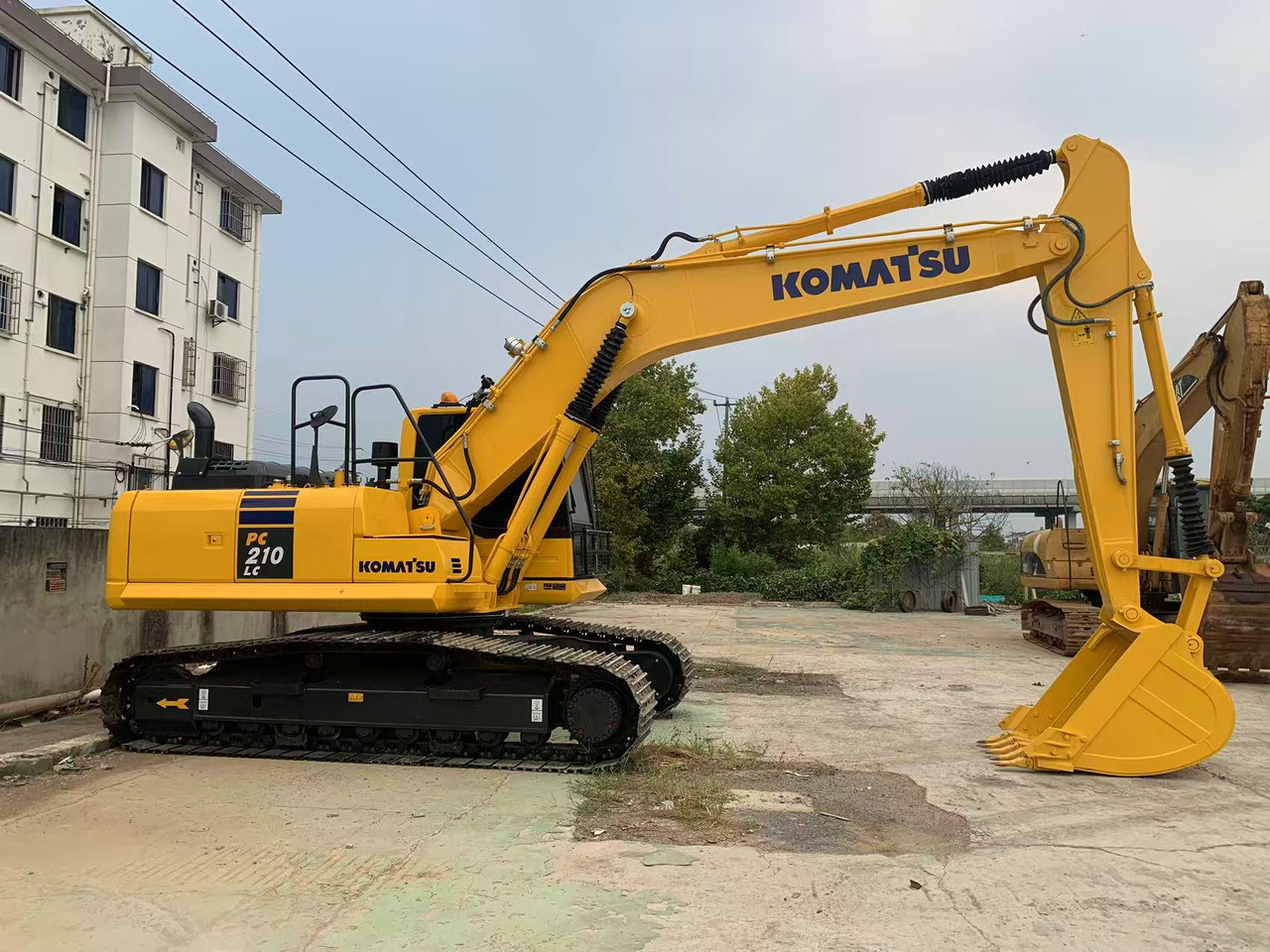 Komatsu Crawler Excavator PC210, PC200 Good Price Japan Excavator - Гусеничний екскаватор: фото 4 Komatsu Crawler Excavator PC210, PC200 Good Price Japan Excavator - Гусеничний екскаватор: фото 4