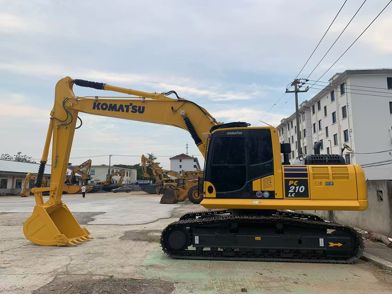 Komatsu Crawler Excavator PC210, PC200 Good Price Japan Excavator - Гусеничний екскаватор: фото 3 Komatsu Crawler Excavator PC210, PC200 Good Price Japan Excavator - Гусеничний екскаватор: фото 3