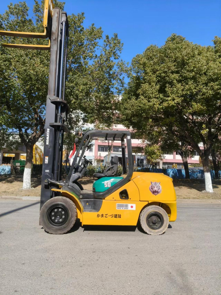 Komatsu FD50 Forklift Good Condition 5 ton Japanese Forklift - Дизельний навантажувач: фото 2 Komatsu FD50 Forklift Good Condition 5 ton Japanese Forklift - Дизельний навантажувач: фото 2