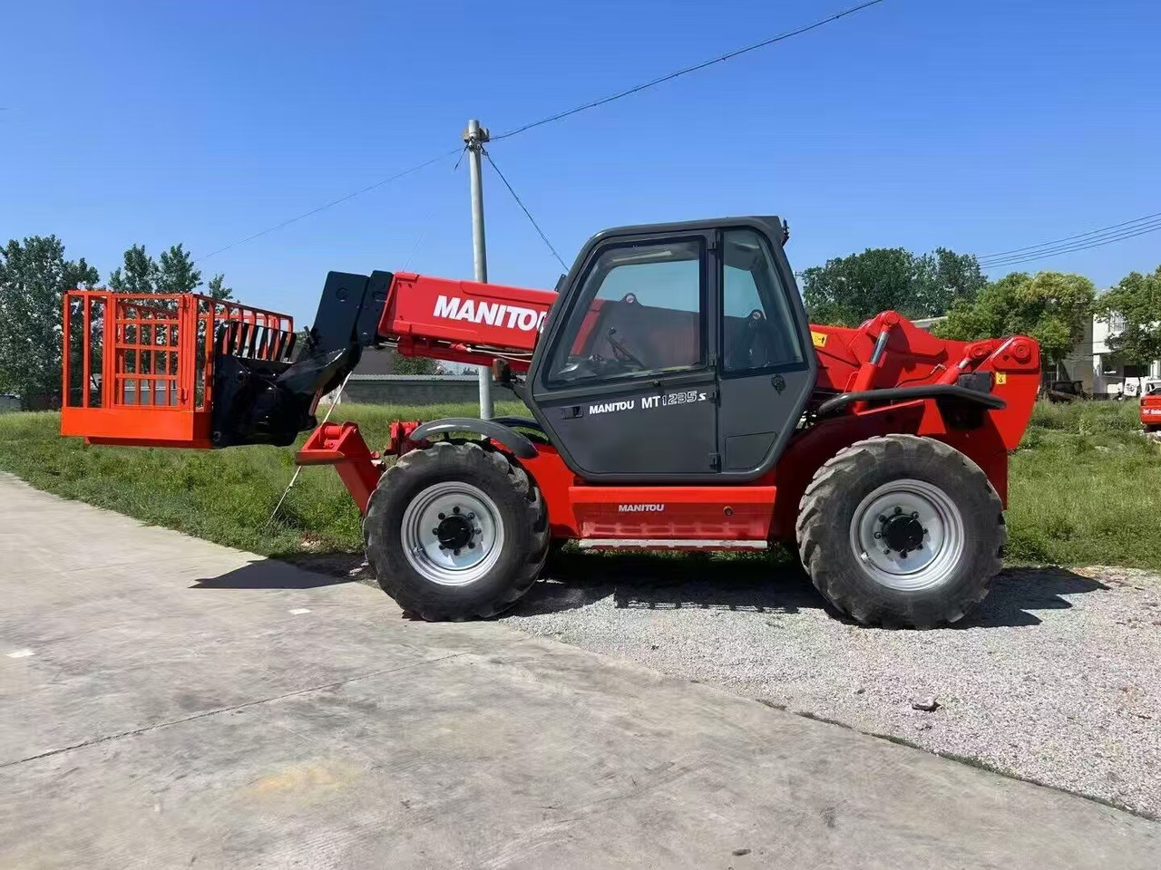 MANITOU 1235S Telehandler Secondhand Condition Forklift with Telescopic Boom - Навантажувач телескопічний: фото 1 MANITOU 1235S Telehandler Secondhand Condition Forklift with Telescopic Boom - Навантажувач телескопічний: фото 1