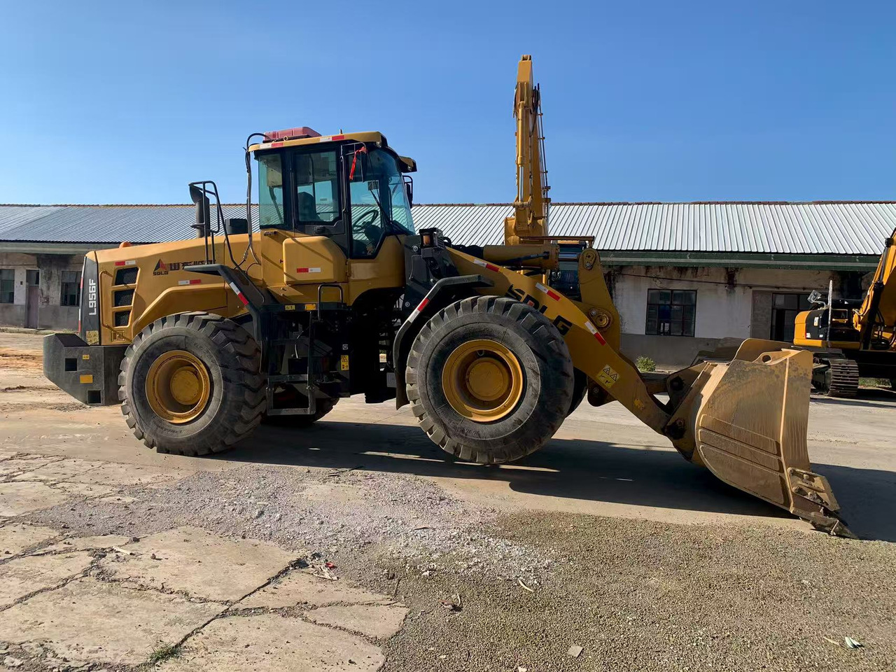 SDLG LG956F Original Condition Front End Loader - Колісний навантажувач: фото 4 SDLG LG956F Original Condition Front End Loader - Колісний навантажувач: фото 4
