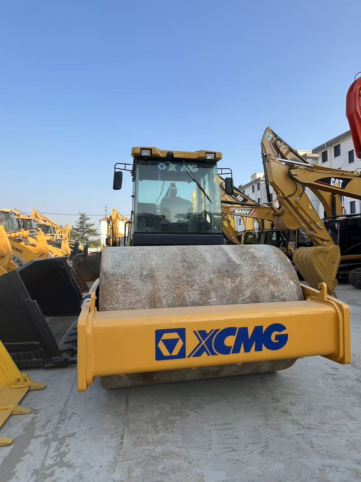 XCMG XS223J Excellent Condition 22 ton Vibratory Road roller - Дорожній каток: фото 5 XCMG XS223J Excellent Condition 22 ton Vibratory Road roller - Дорожній каток: фото 5