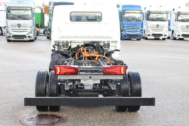 FUSO Canter 4C15E - Вантажівка шасі: фото 4 FUSO Canter 4C15E - Вантажівка шасі: фото 4