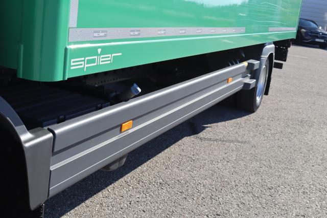 Mercedes-Benz Atego 1524L 2TO LBW - Вантажівка з закритим кузовом: фото 4 Mercedes-Benz Atego 1524L 2TO LBW - Вантажівка з закритим кузовом: фото 4