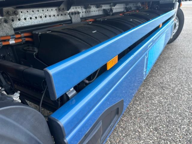 Mercedes-Benz eActros 400 L - Вантажівка з закритим кузовом: фото 4 Mercedes-Benz eActros 400 L - Вантажівка з закритим кузовом: фото 4