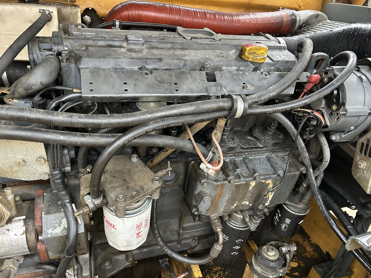 DEUTZ BF4M1013EC - Двигун в категорії Екскаватори: фото 3 DEUTZ BF4M1013EC - Двигун в категорії Екскаватори: фото 3