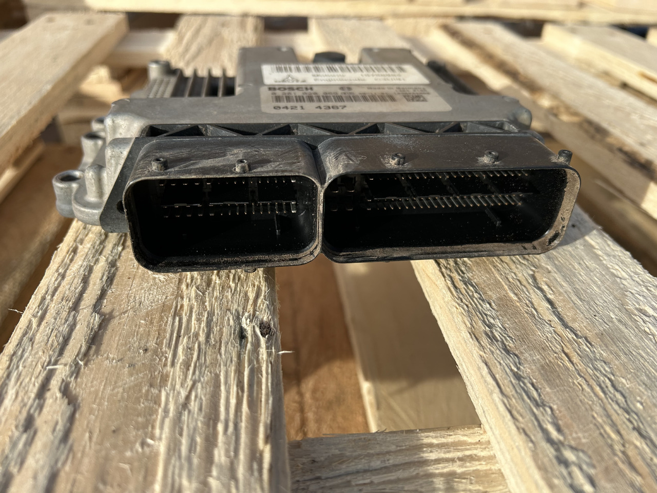 DEUTZ C3UI91 - Блок управління в категорії Екскаватори: фото 3 DEUTZ C3UI91 - Блок управління в категорії Екскаватори: фото 3