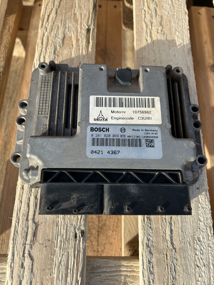 DEUTZ C3UI91 - Блок управління в категорії Екскаватори: фото 2 DEUTZ C3UI91 - Блок управління в категорії Екскаватори: фото 2