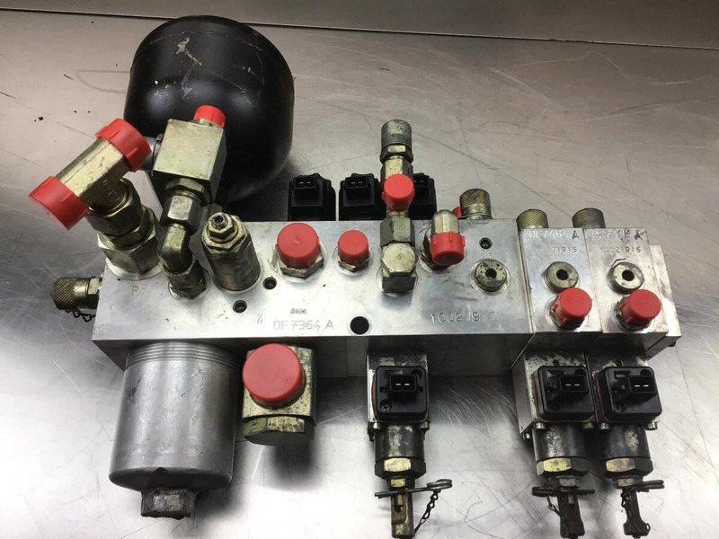 Liebherr A900C Li / A934 Li / A934B Li / A944 Li / A944B Li - Гідравліка: фото 1 Liebherr A900C Li / A934 Li / A934B Li / A944 Li / A944B Li - Гідравліка: фото 1