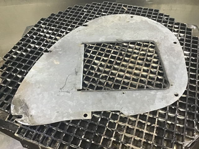 Liebherr A914 Compact - Капот: фото 1 Liebherr A914 Compact - Капот: фото 1